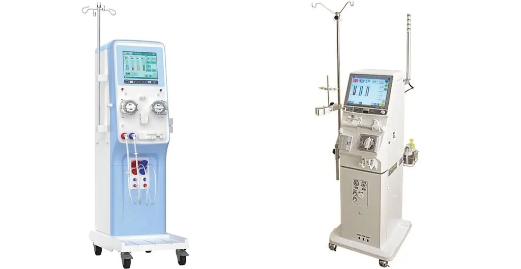 setting-up-dialysis-machine